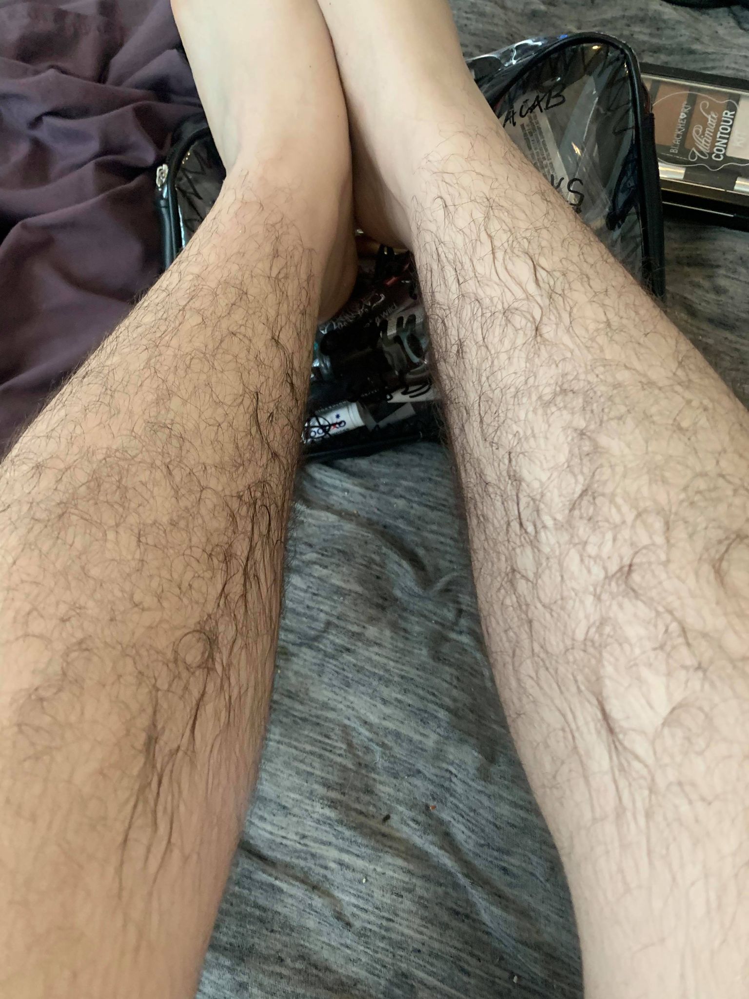 What do you think of my leg hair? :0 | Scrolller